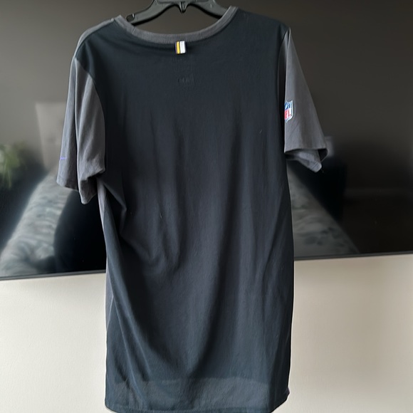 Nike Minnesota Vikings t-shirt in a Men’s size Small.  Dri-Fit great condition! - Picture 2 of 7